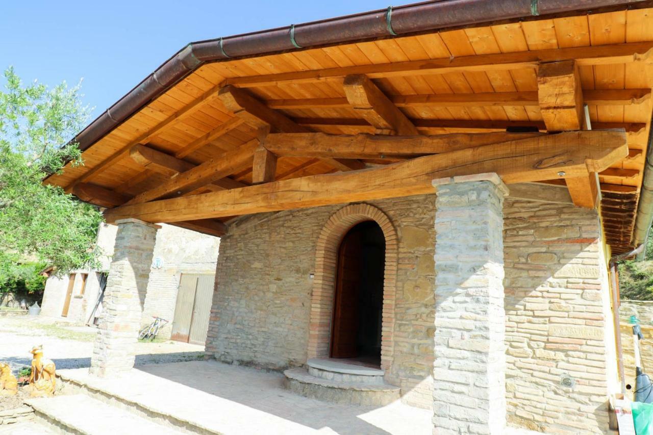 Agriturismo La Tana 卡斯泰洛城 外观 照片